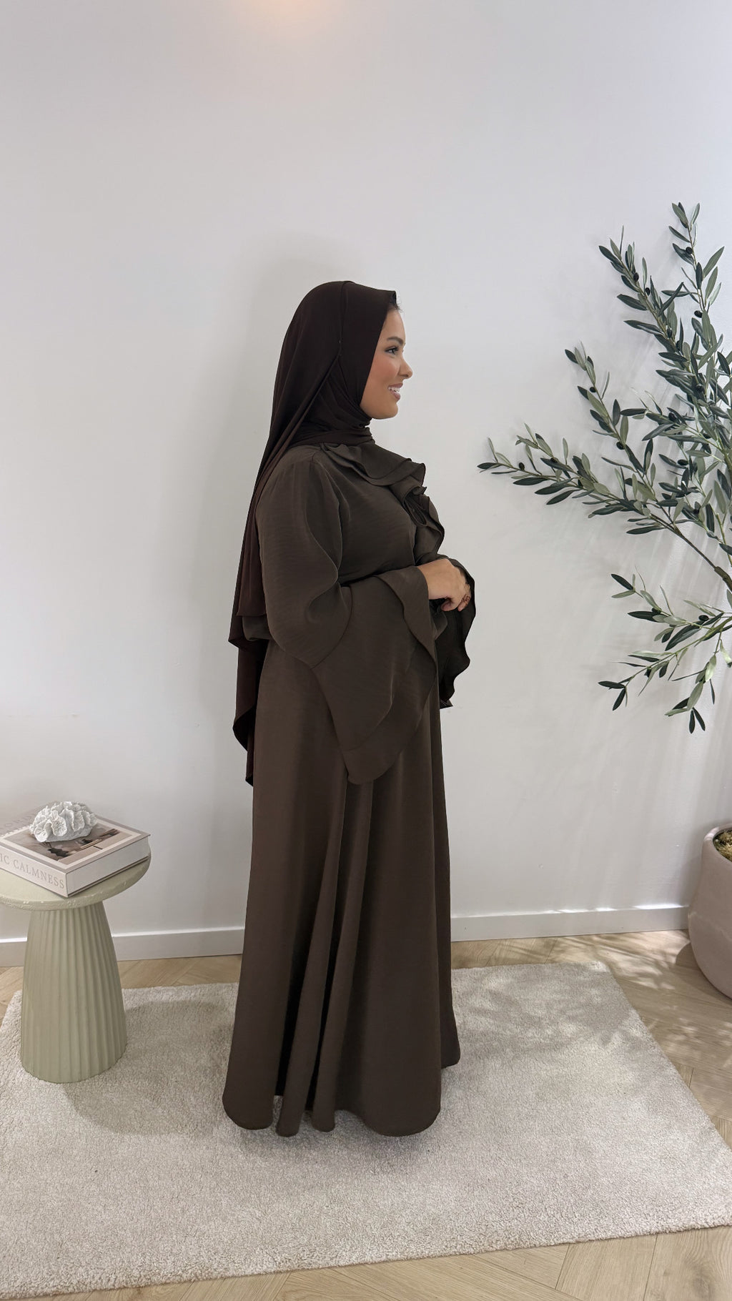 Ruffle twinset - brown