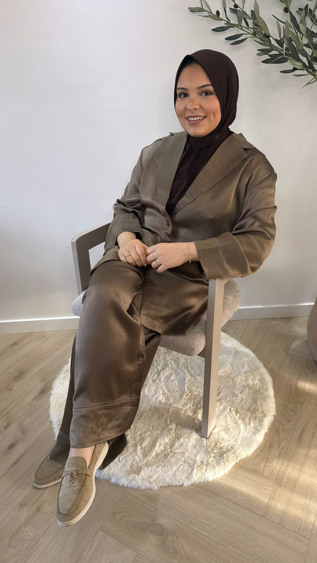 Pleated satin twinset - brown