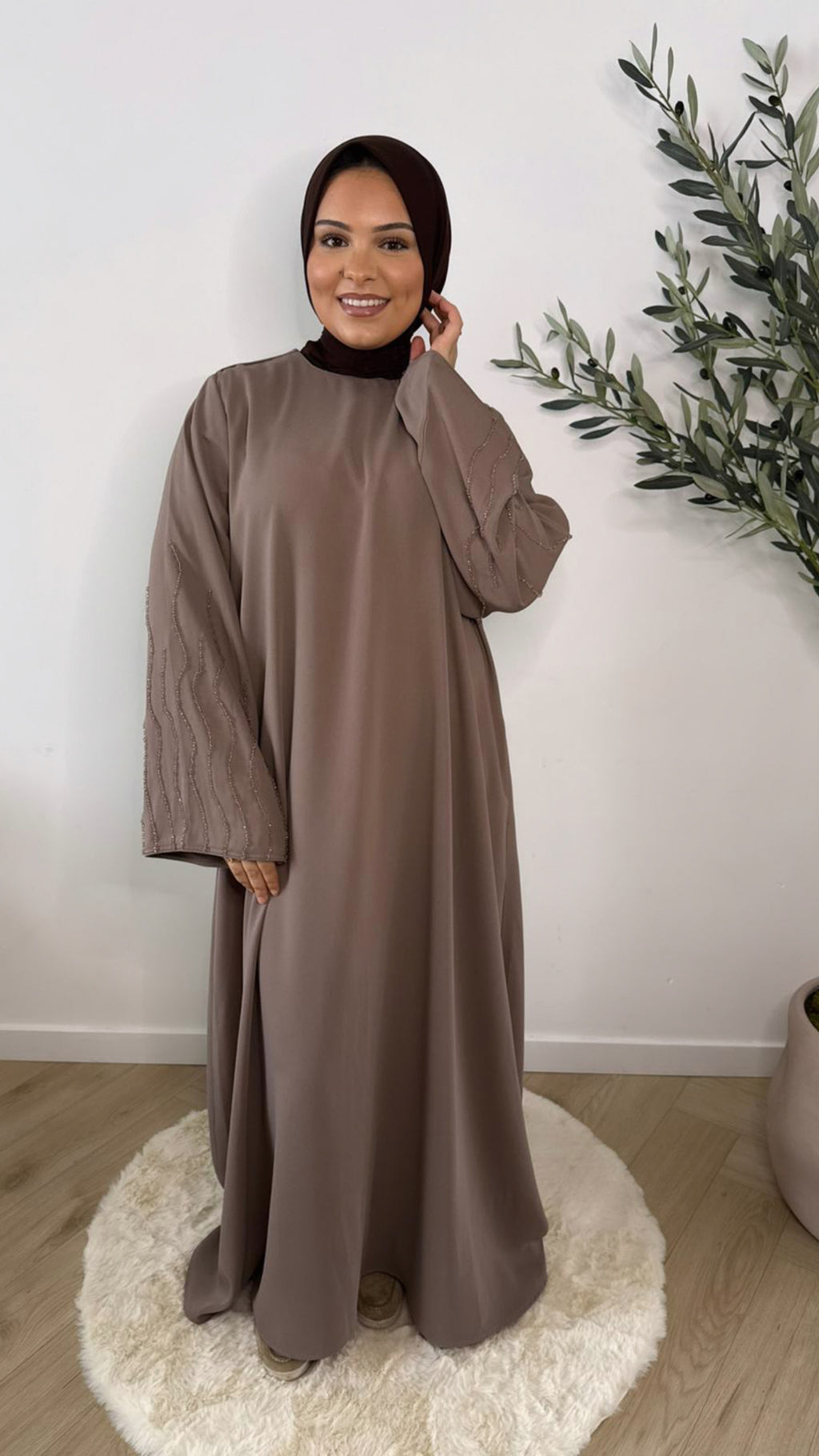 Wave sleeve abaya - taupe