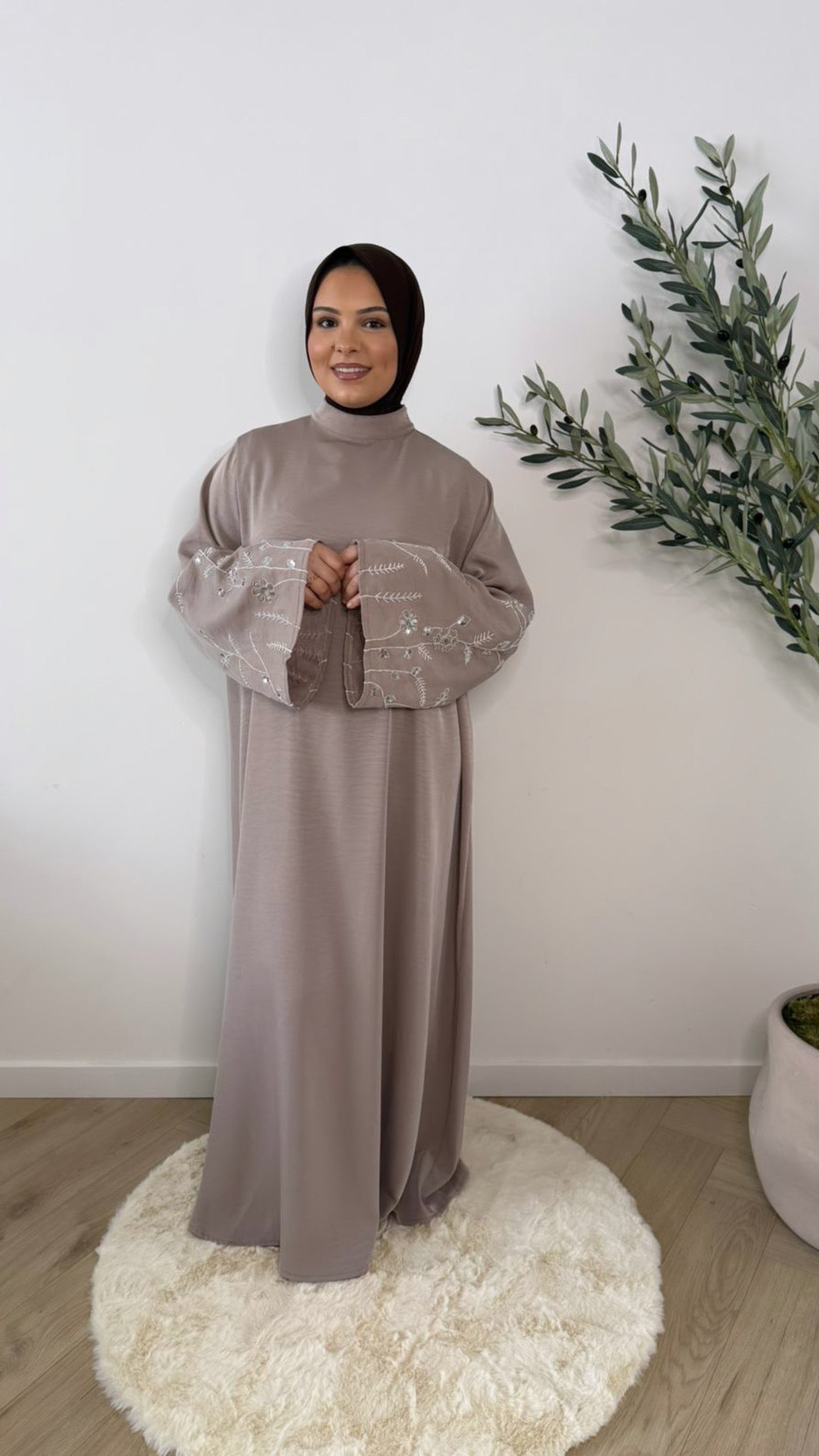 Bloom sleeve dress - beige