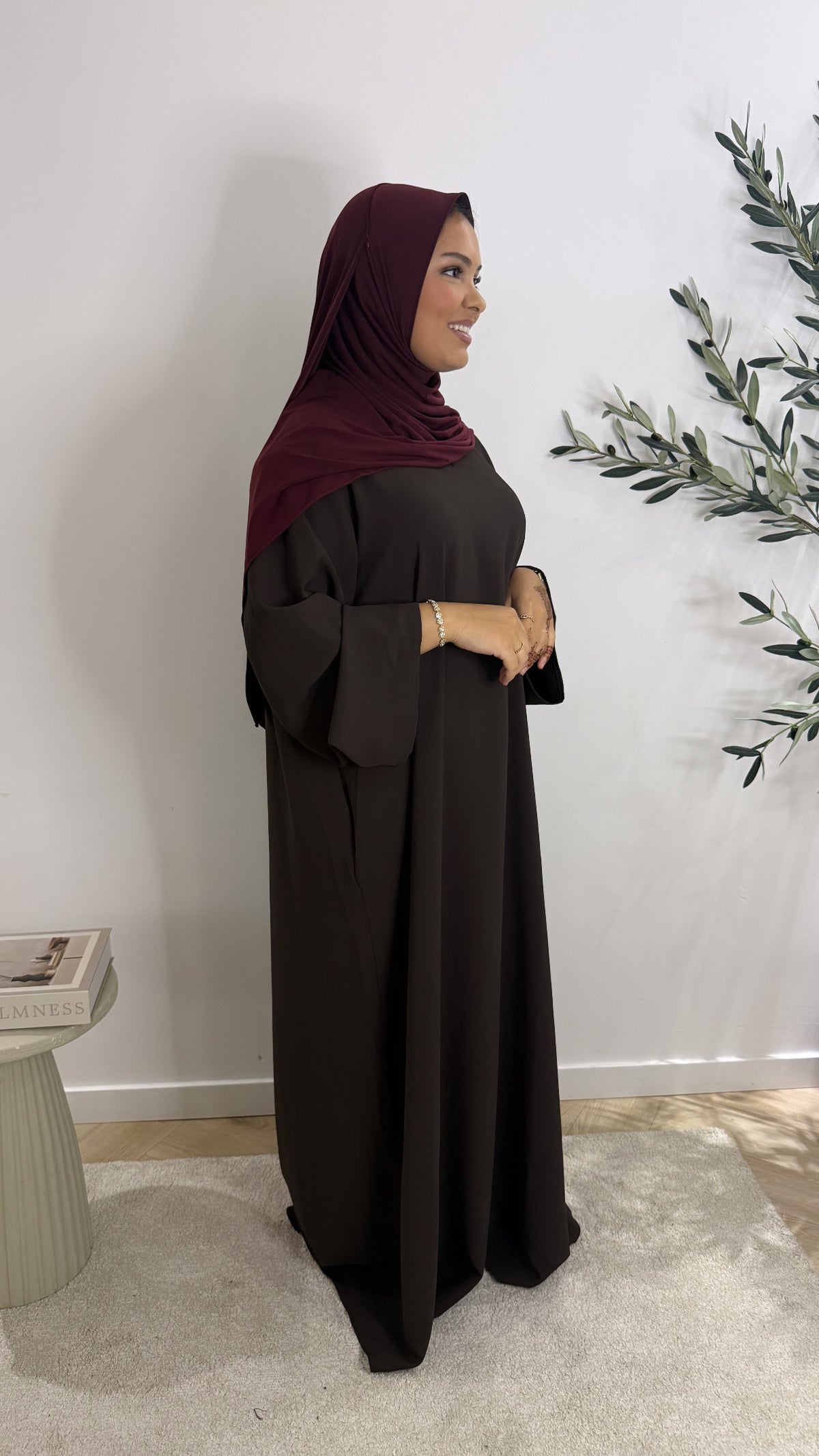 Classy abaya - brown