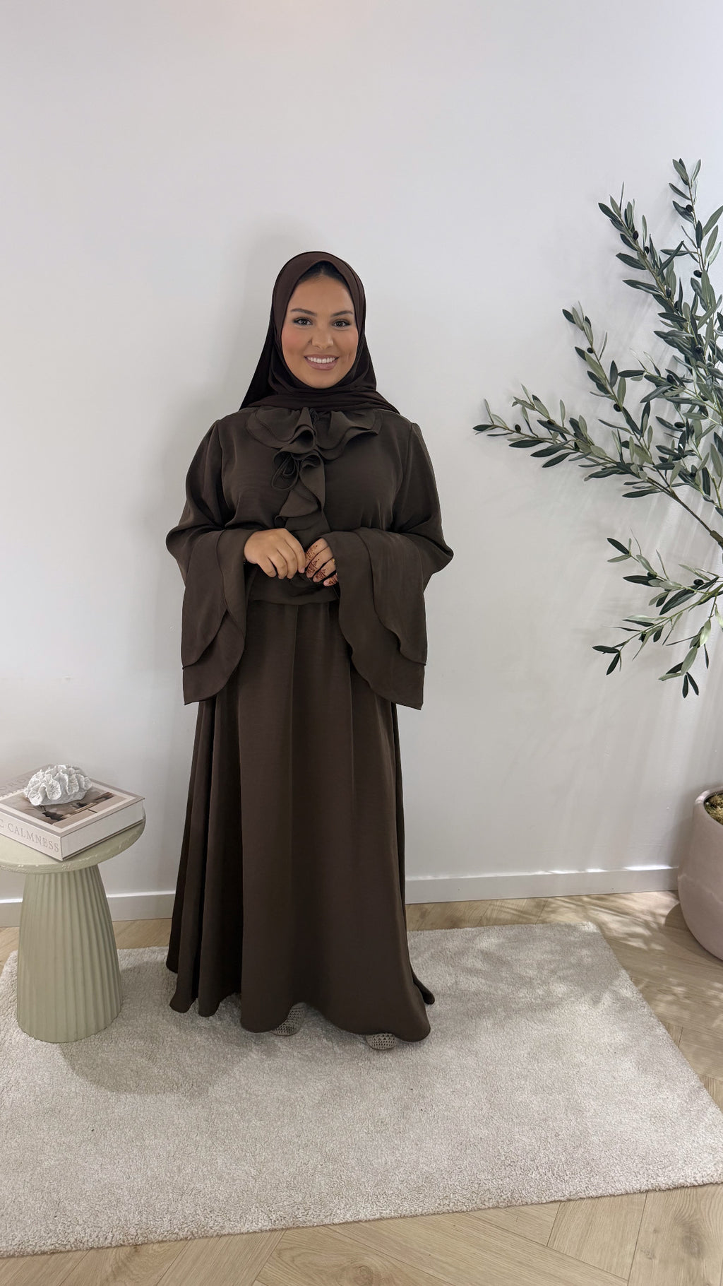 Ruffle twinset - brown