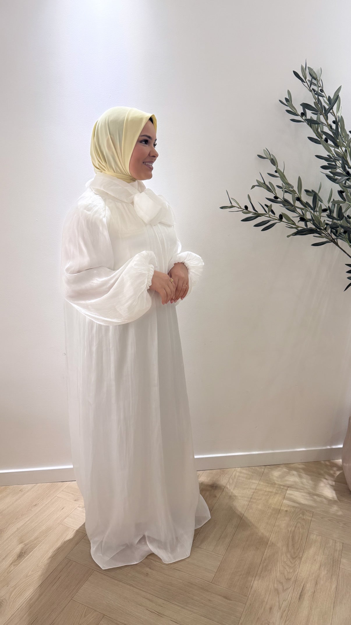 Satin dress - white