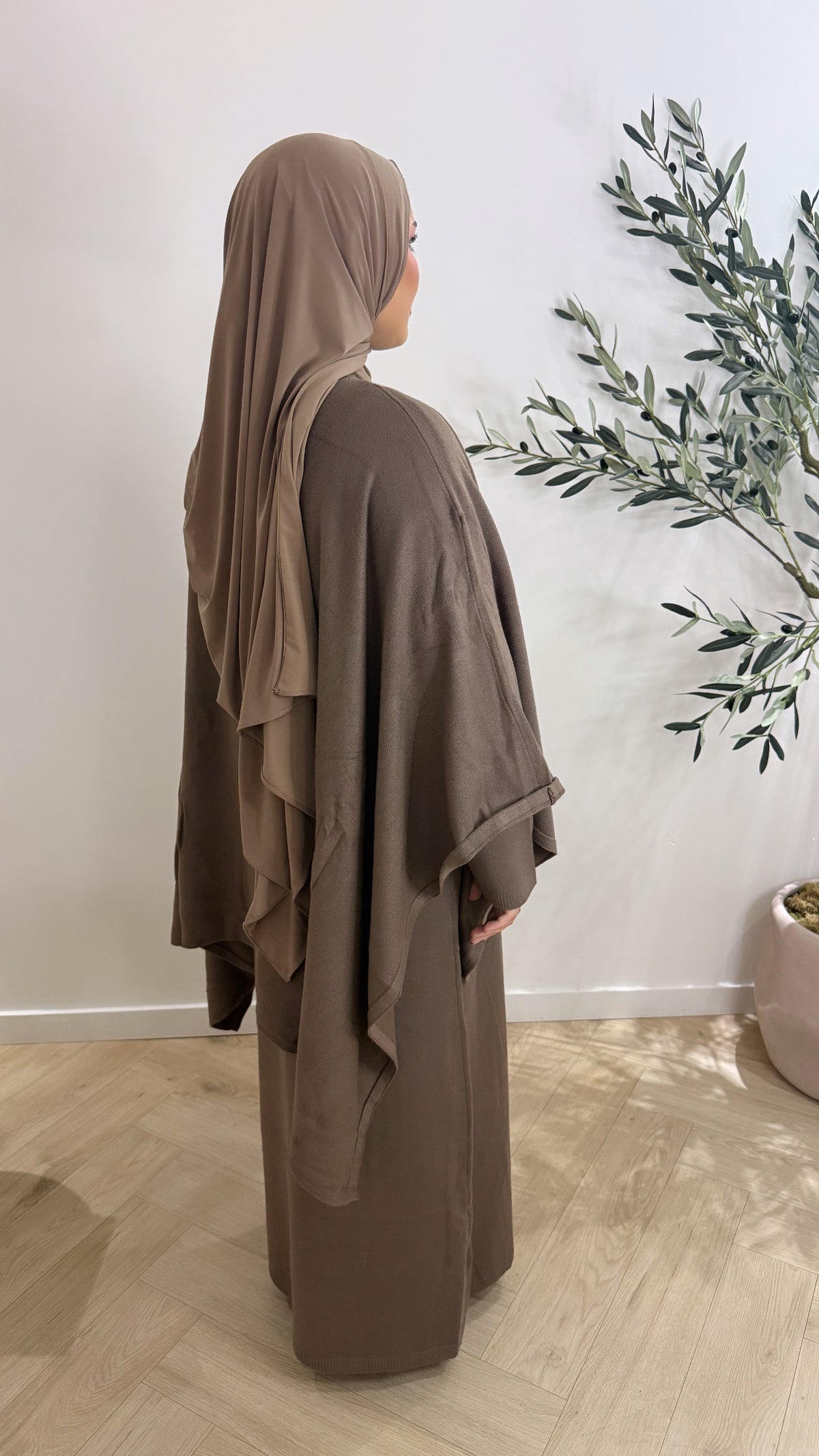 Drape poncho set - light brown
