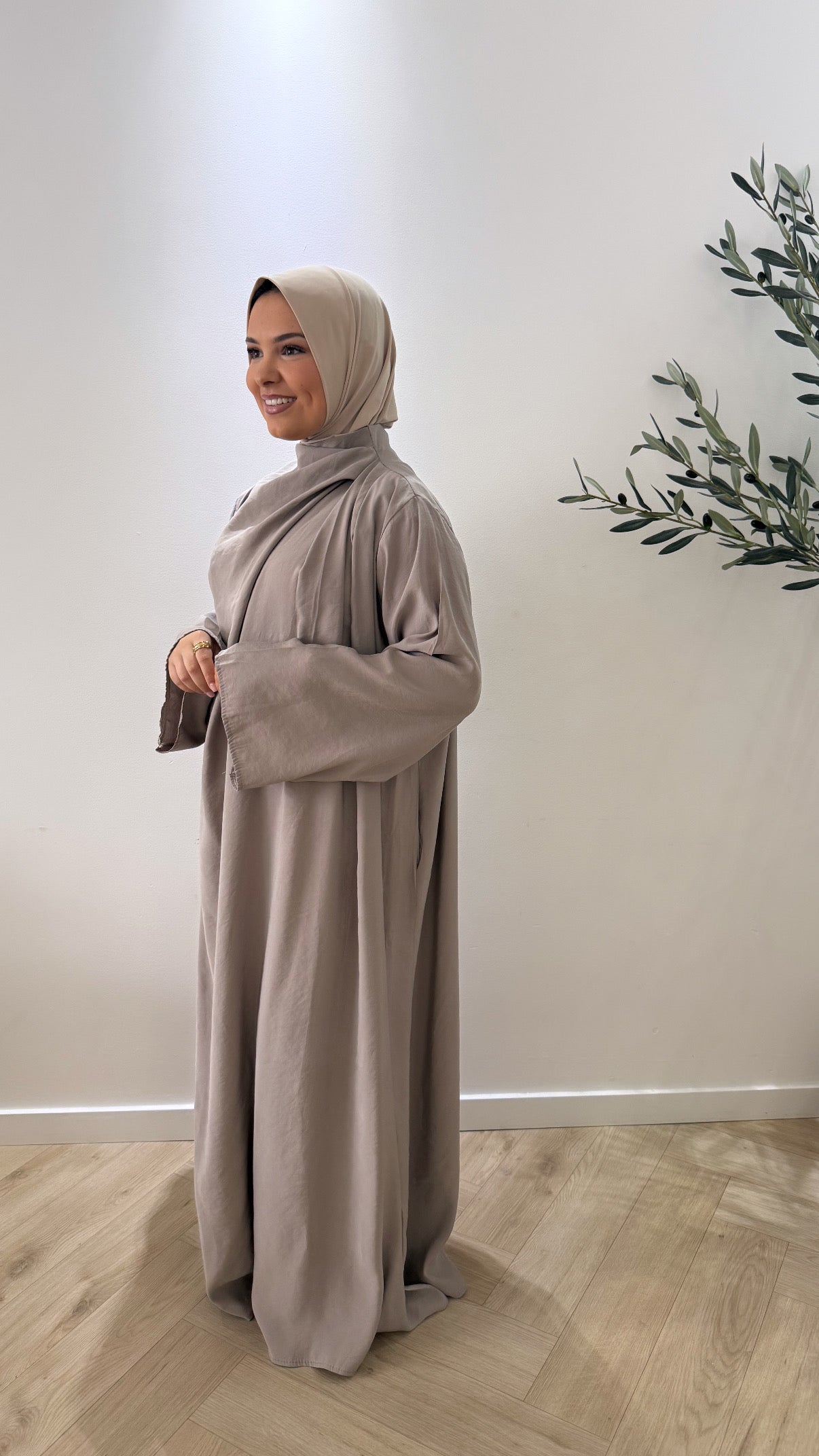 Essential dress - taupe