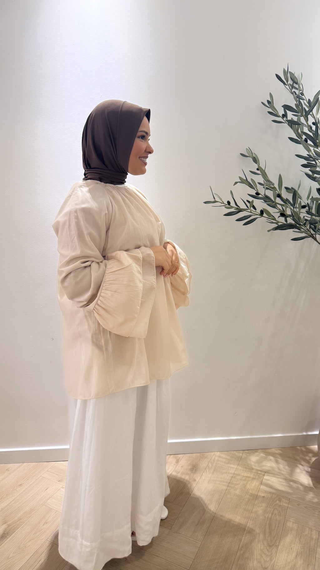 Flowy bell blouse - beige