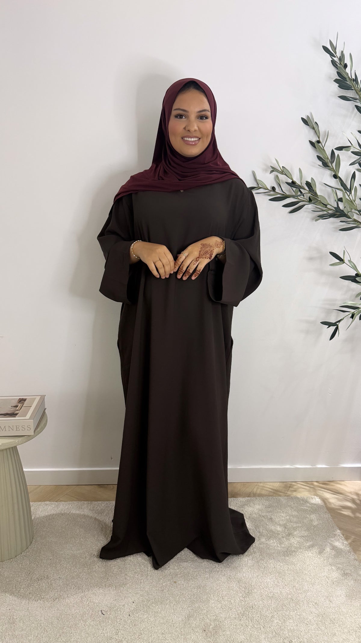 Classy abaya - brown