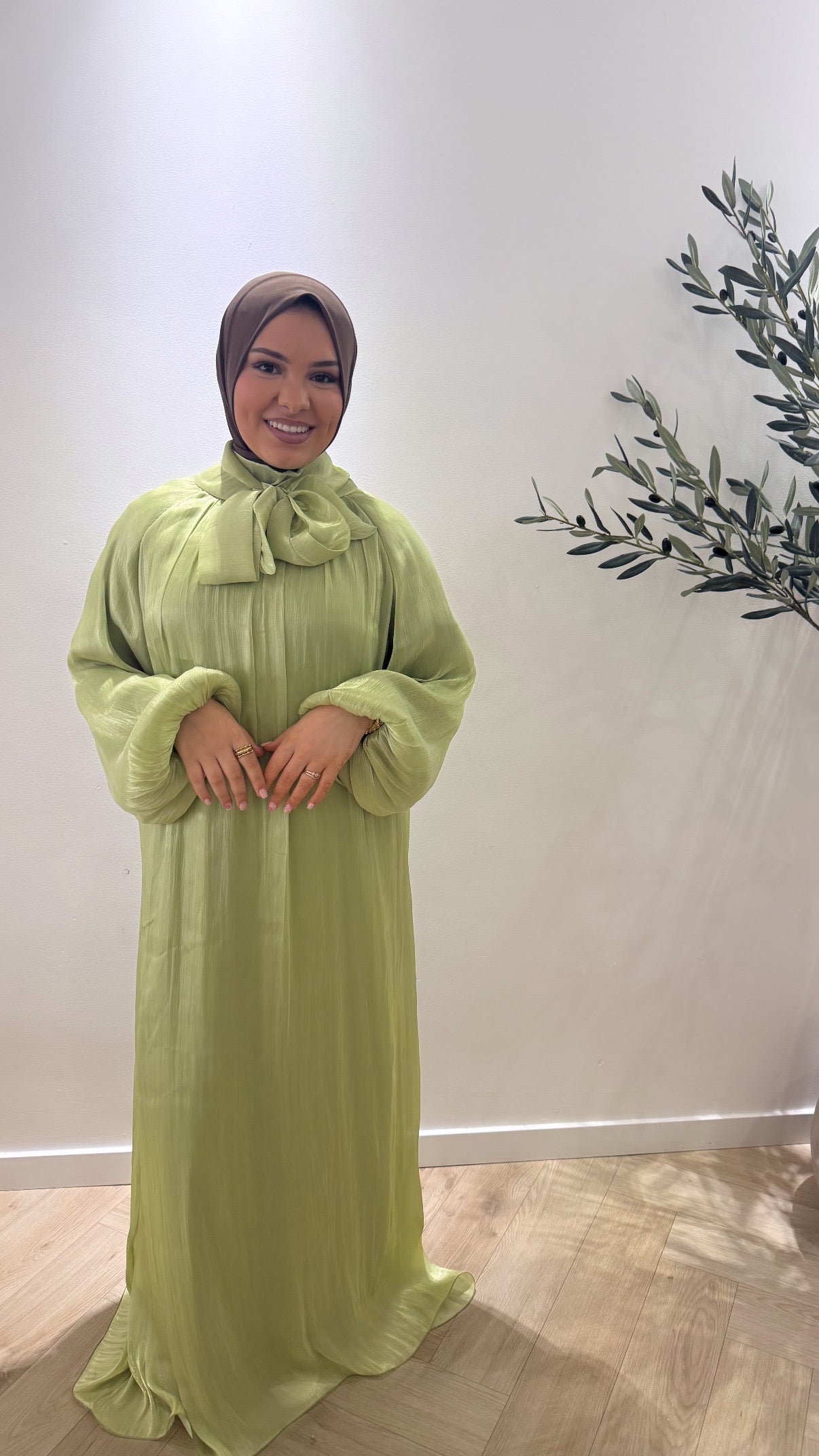 Satin dress - green