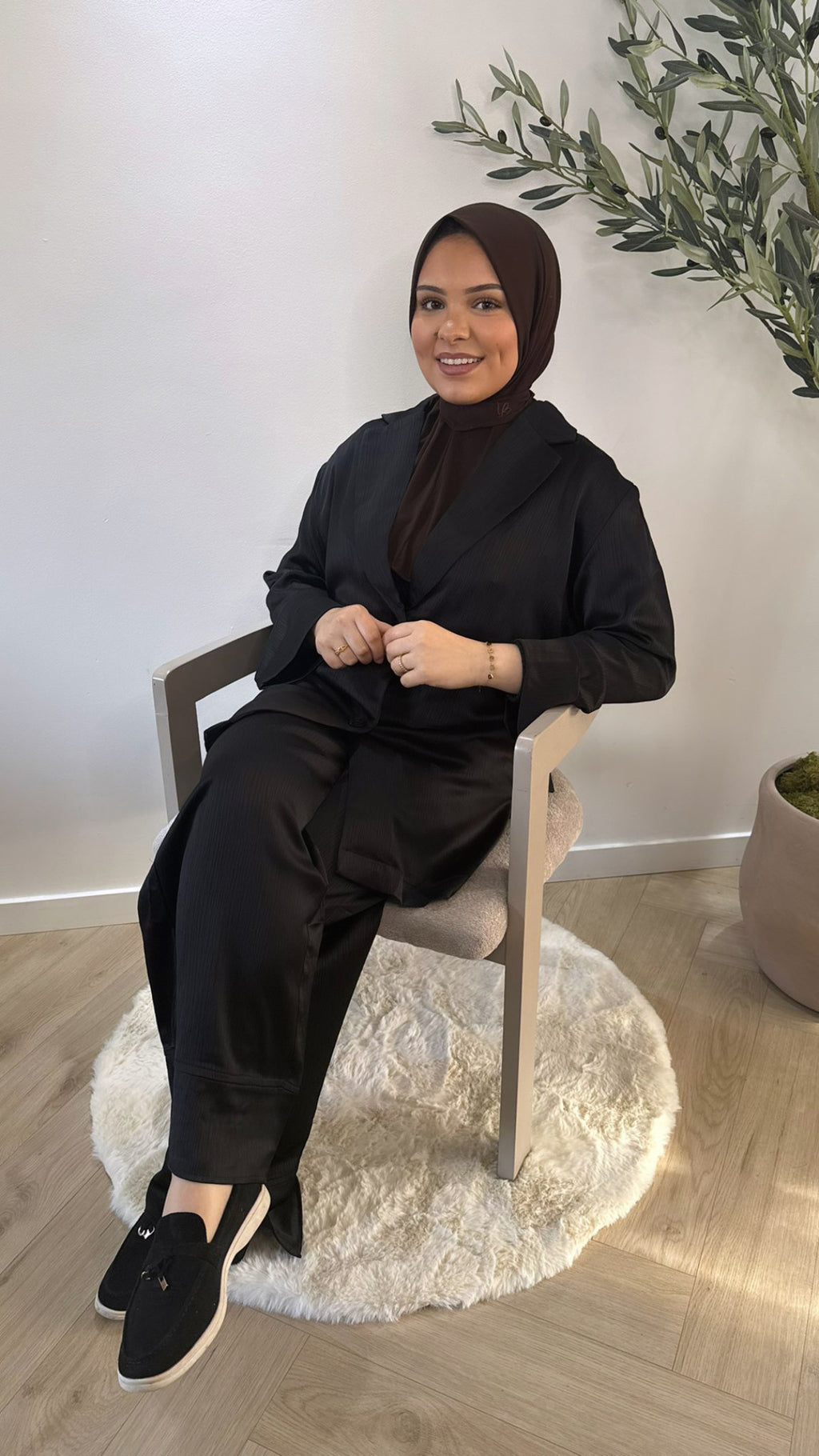 Pleated satin twinset - black