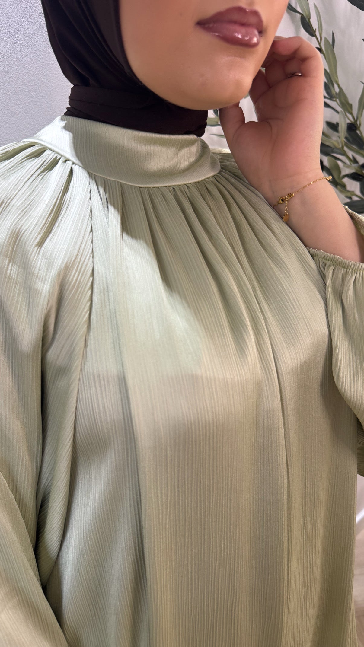 Pleated satin - mint green