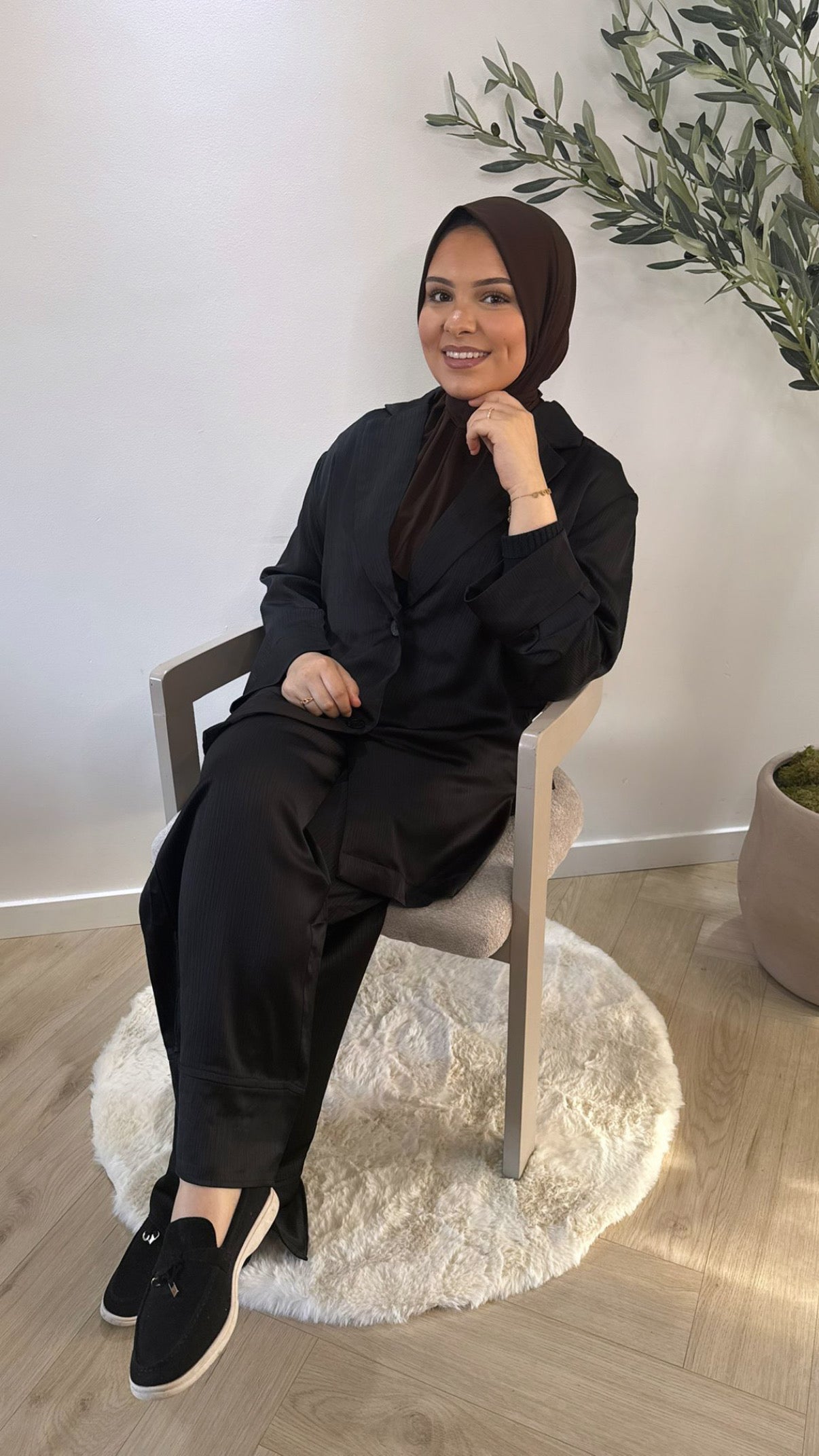 Pleated satin twinset - black